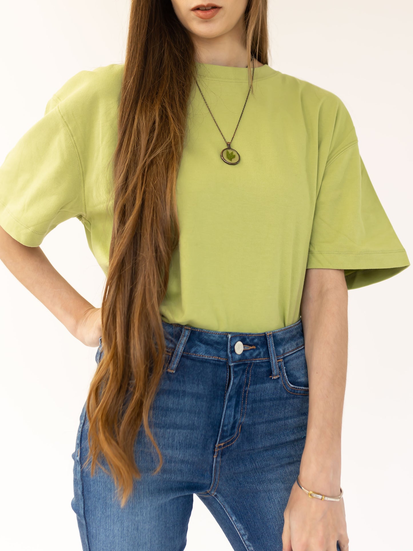 Manchester T-Shirt in Pale Olive