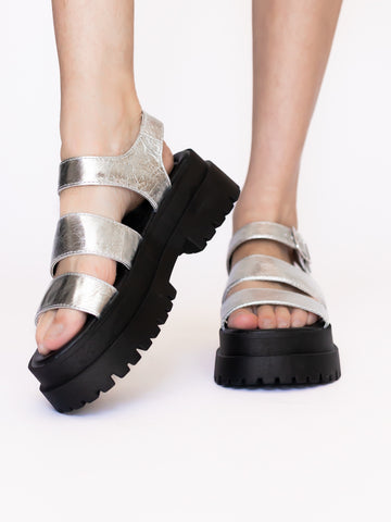 Sisi Sandal